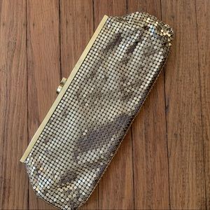 NEW YORK & CO. Gold Sequence Clutch